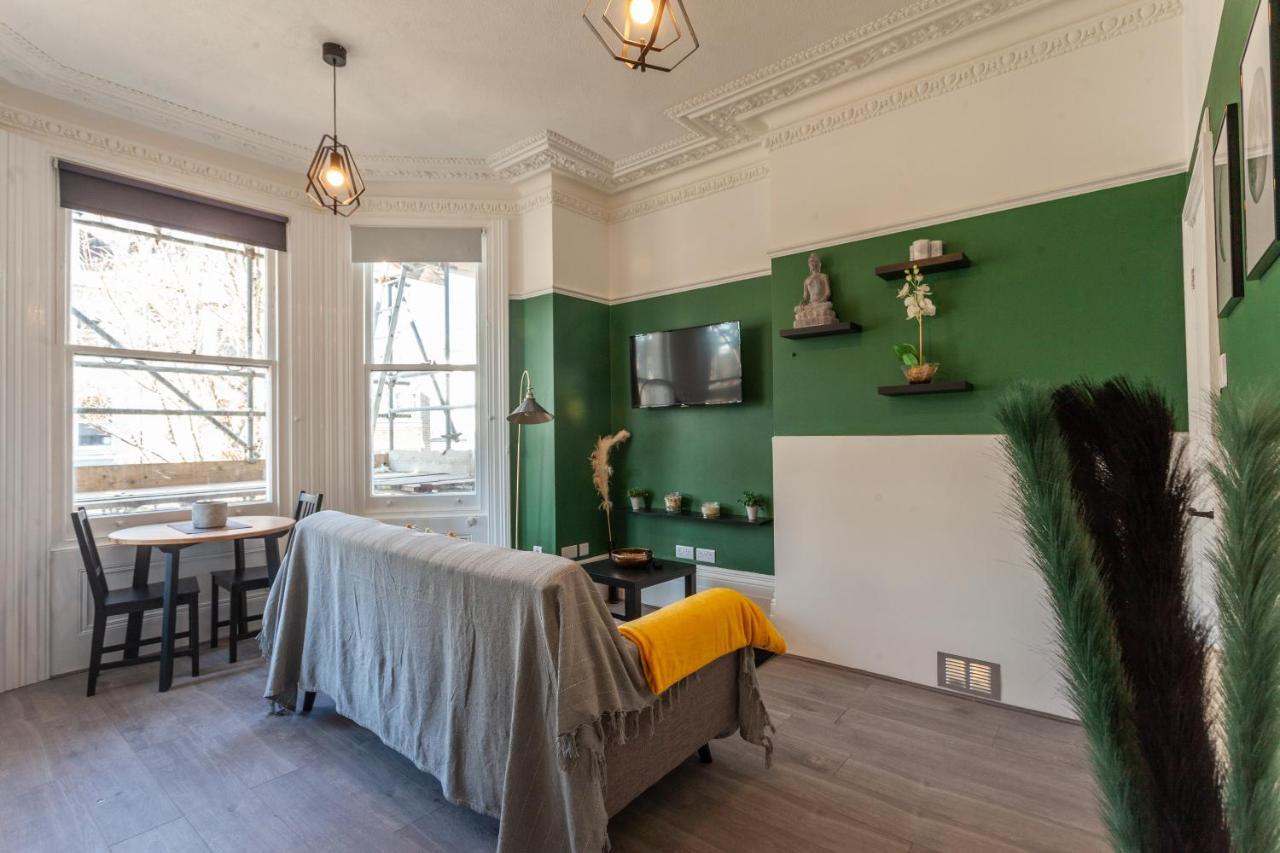 Hove Seaside Getaway Apartments Brighton Exterior foto